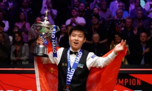 西安小伙赵心童创造历史！